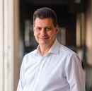 Η ιδεοληψία πλανάται πάνω από την πόλη 