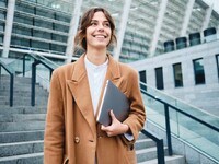 Καριέρα με νόημα: Σπουδές που συνδυάζουν...