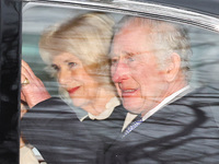 Βασιλιάς Κάρολος: «Τα πηγαίνει εξαιρετικ...