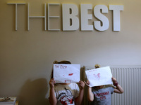 12 χρόνια thebest.gr- 12 χρόνια κλικ: Έν...