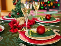 Ακριβότερο φέτος το χριστουγεννιάτικο τρ...