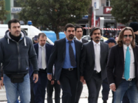 Έφυγαν από την Ελλάδα οι 8 Τούρκοι στρατ...