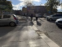 Πάτρα: Κατεστραμμένοι αρμοί και φθορές σ...