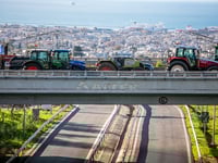 Αγρότες: Σε ποια σημεία παραμένουν τα μπλόκα