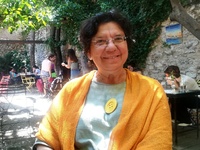 Η ιστορικός Μαρία Ευθυμίου καταρρίπτει τ...