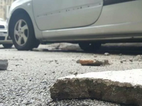 Πάτρα: Σοβάδες έπεσαν σε σταθμευμένο αυτ...