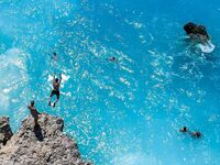 Μετακομίζει Ελλάδα ο καύσωνας - Πάνω από...