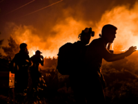 Θέμα στα διεθνή ΜΜΕ η φωτιά στην Πεντέλη...