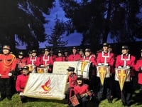 Η Δημοτική Φιλαρμονική Δερβενίου εντυπωσ...