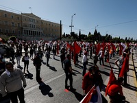 Σύνταγμα: Η εντυπωσιακή συγκέντρωση του ...