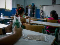 Κορωνοϊός: Πώς θ' ανοίξουν τα σχολεία - ...