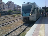 Η γραμμή του Προαστιακού έως τα Καμίνια ...