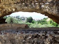 Μία βόλτα στο Ρωμαϊκό Υδραγωγείο της Πάτ...