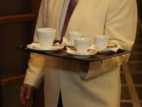 Μάγειρες-σερβιτόροι Αχαΐας: Αυτοί που μα...