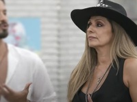 Η Βίκυ Κουλιανού το... παντοτινό τοπ μόν...