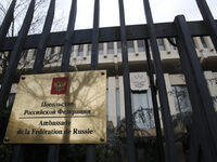 Η Γαλλία κήρυξε έξι Ρώσους κατασκόπους ω...