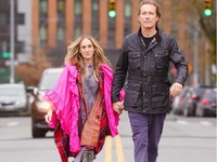 Σάρα Τζέσικα Πάρκερ: Ξανά στην αγκαλιά τ...