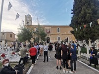 Επιτάφιος στο κοιμητήριο της Παναγίας Αλ...