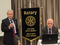 ΔΕΙΤΕ ΦΩΤΟ από την εκδήλωση του Rotary Π...