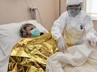 Κλιμάκια του ΕΟΔΥ έρχονται στο λιμάνι τη...