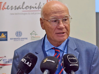 Παπαδόπουλος: Κατά μέσο όρο στην Ελλάδα,...