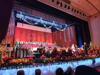 Μουσική πανδαισία και…χρυσόσκονη! Η περί...