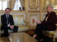 Γαλλία: Μακρόν και Λεπέν επικρατέστεροι ...