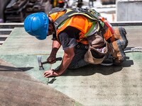 Καύσωνας Κλέων: Υποχρεωτική παύση εργασι...