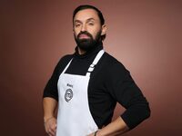 Ο Νίκος Σκορδάκης θέλει να κάνει περήφαν...