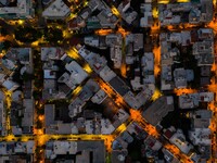 Όταν δύει ο ήλιος στην πόλη