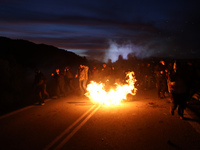 Μυτιλήνη: Συγκρούσεις πολιτών με τις αστ...
