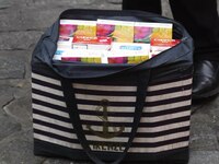 Πάτρα: Τους τσάκωσαν με πάνω από 11.000 ...