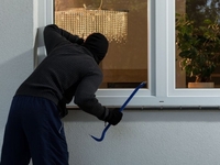 Είδε ο γείτονας τους κλέφτες και τον… ψέ...