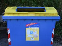 Κίτρινοι κάδοι ανακύκλωσης στην Πάτρα γι...