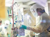 Μαύρη Δευτέρα με πάνω από 7.000 κρούσματ...