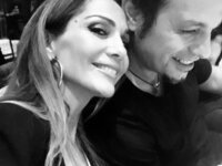 Ντέμης Νικολαΐδης – Νέα αρχή με μοντέλο ...