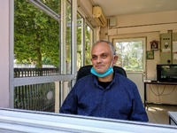 Ο 52χρονος που ανάρρωσε από κορωνοϊό αλλ...