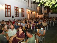 Η βραβευμένη ταινία «Η Ρόκα αλλάζει τον ...