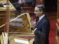 Πρόταση μομφής: Μητσοτάκης σε Τσίπρα: &q...