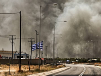 Φωτιές: Ανοιγοκλείνουν τμήματα της Εθνικ...