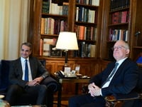 Αισιοδοξία Μητσοτάκη ότι τα Χριστούγεννα...