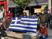 Στο μνημείο του Παύλου Φύσσα η σημαία το...