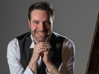 Ρεσιτάλ πιάνου από τον διακεκριμένο πιαν...