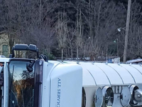 Καλάβρυτα: Τροχαίο με βυτιοφόρο στη Βλασ...