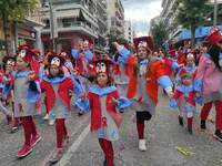 Πάτρα- Καρναβάλι των Μικρών: Χιλιάδες μι...