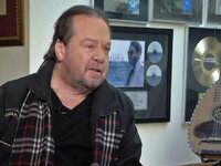 Γιάννης Πάριος: Δεν ξέρω αν αξίζω να υπά...