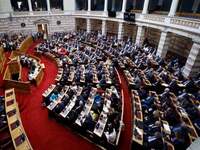 Παραπέμπεται με 157 ψήφους υπέρ ο Καραμα...