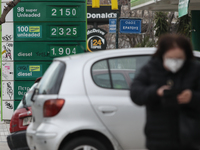 Πώς θα εισπραχθεί η επιδότηση στη βενζίν...