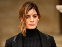 Σασμός: Η Αργυρώ κάνει προσπάθειες να συ...