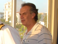 Σοκ στην Πάτρα! Νεκρός στο σπίτι του για...